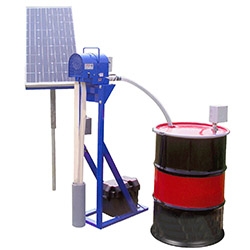 Solar PetroXtractor oil skimmer